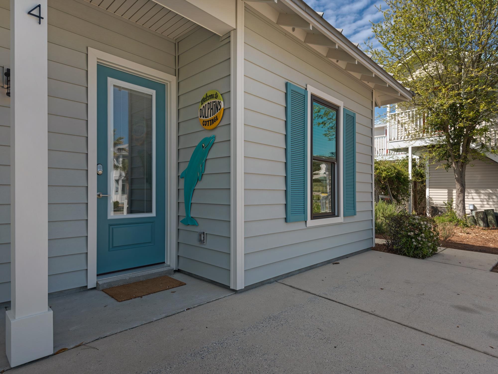 Dolphins Cottage