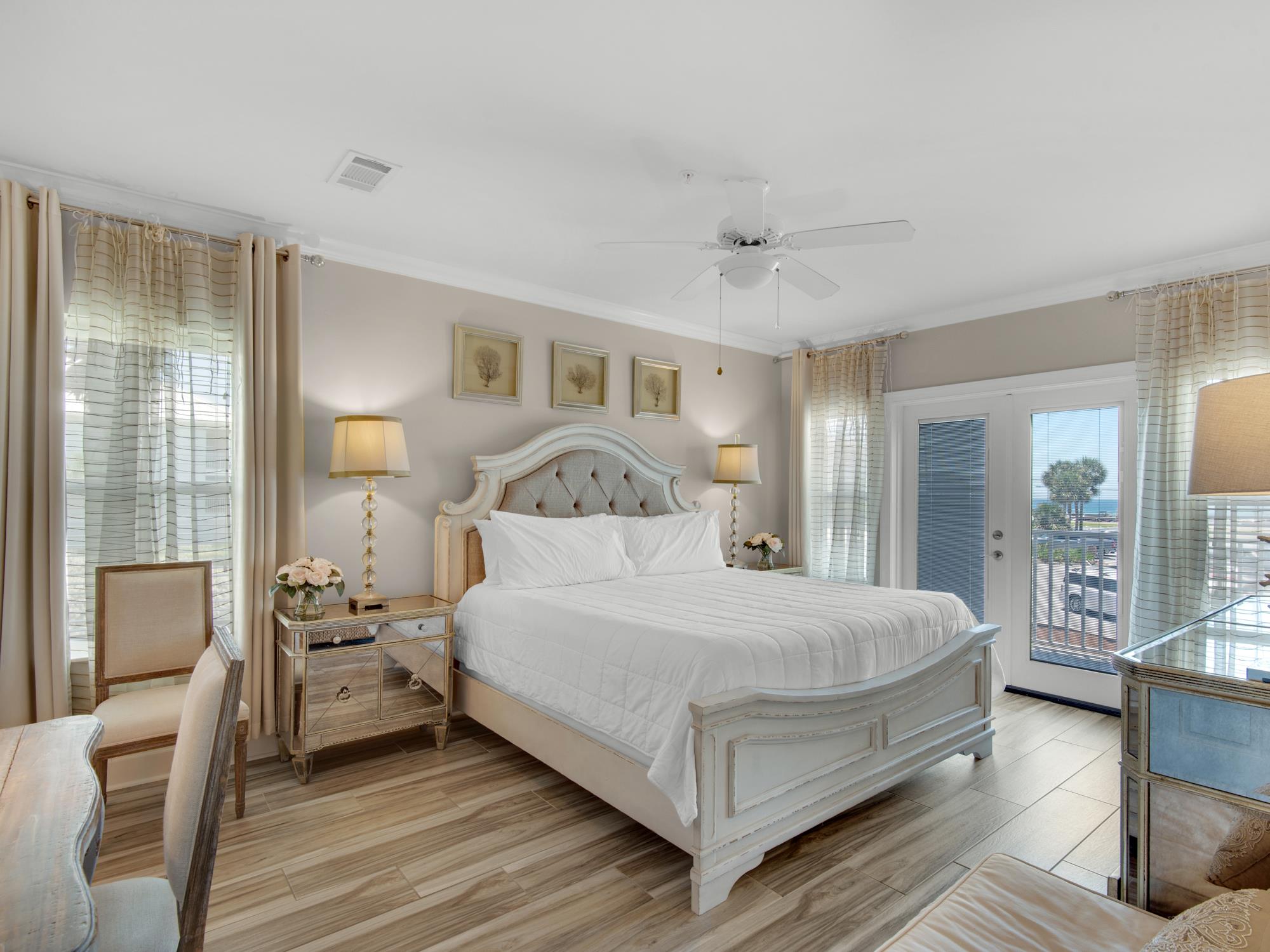 Pavilion Palms 104C