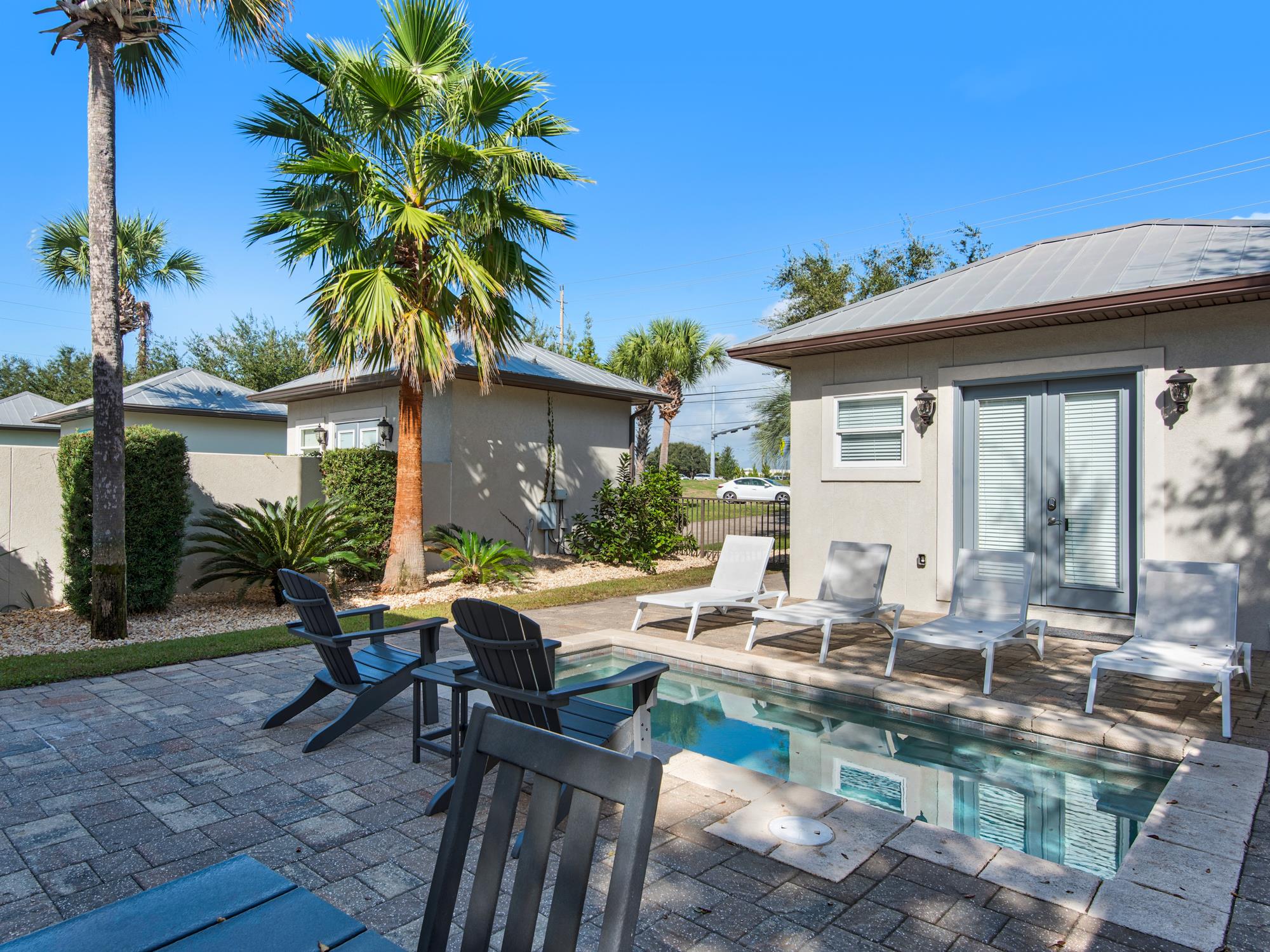 Mainsail Hideaway