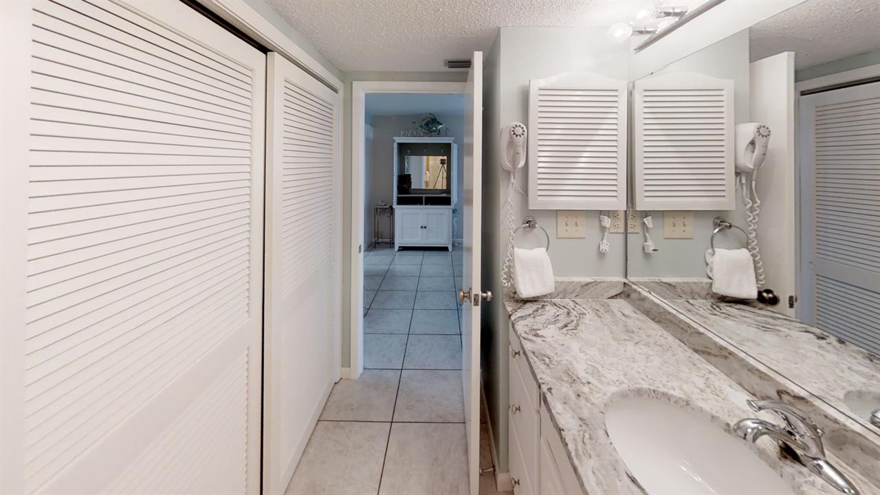 412A-Bathroom