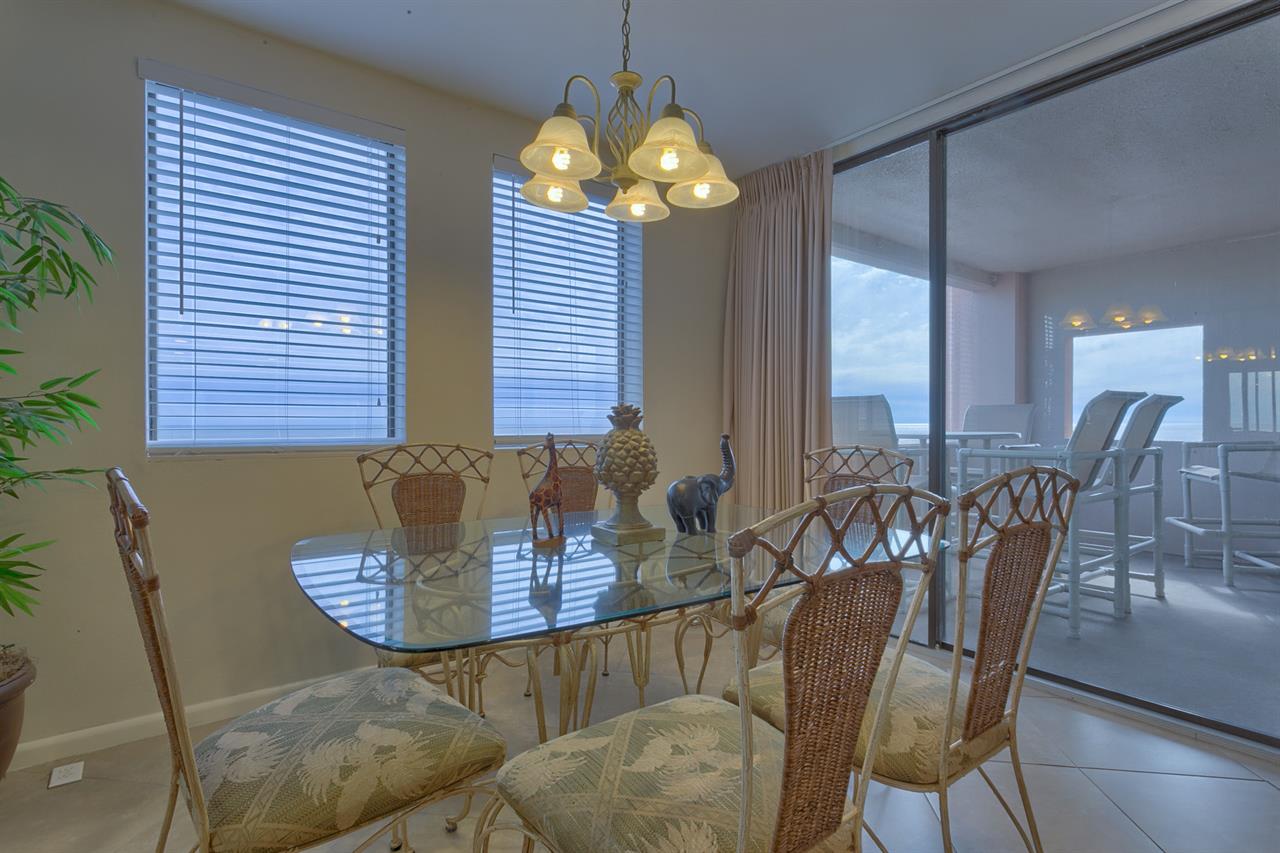 421C Big Dining Room  2017
