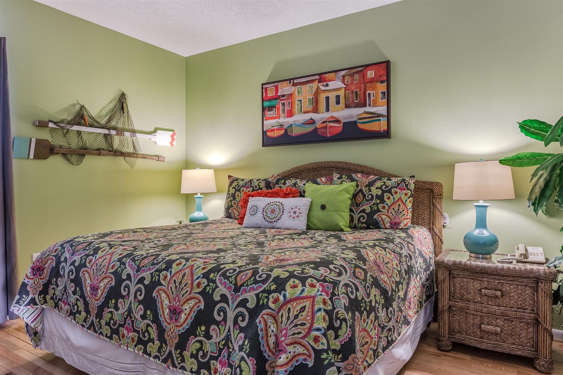 Master bedroom king bed