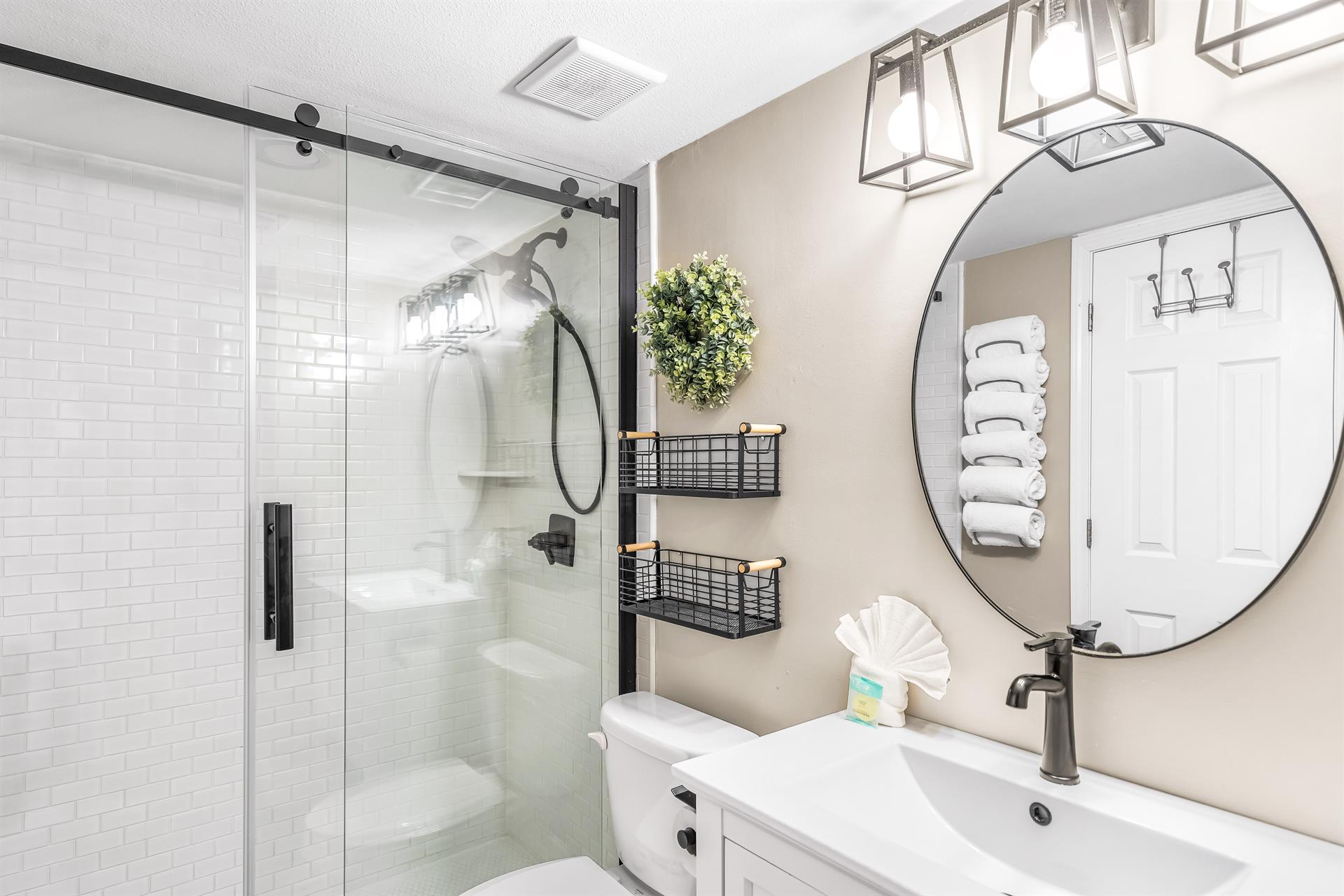 HSRC 706 Bathroom With WalkIn Shower