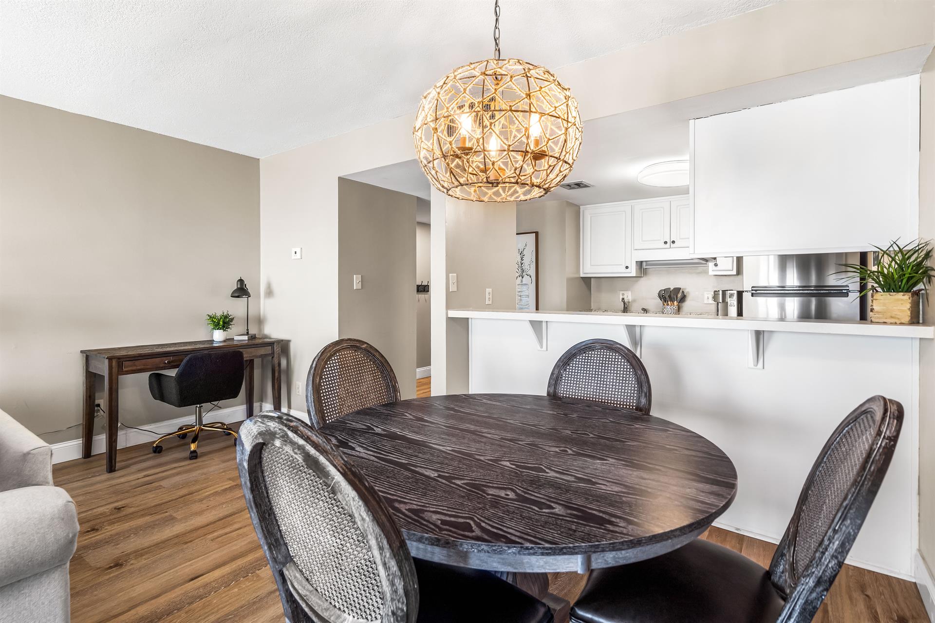 HSRC 706 Dining Area