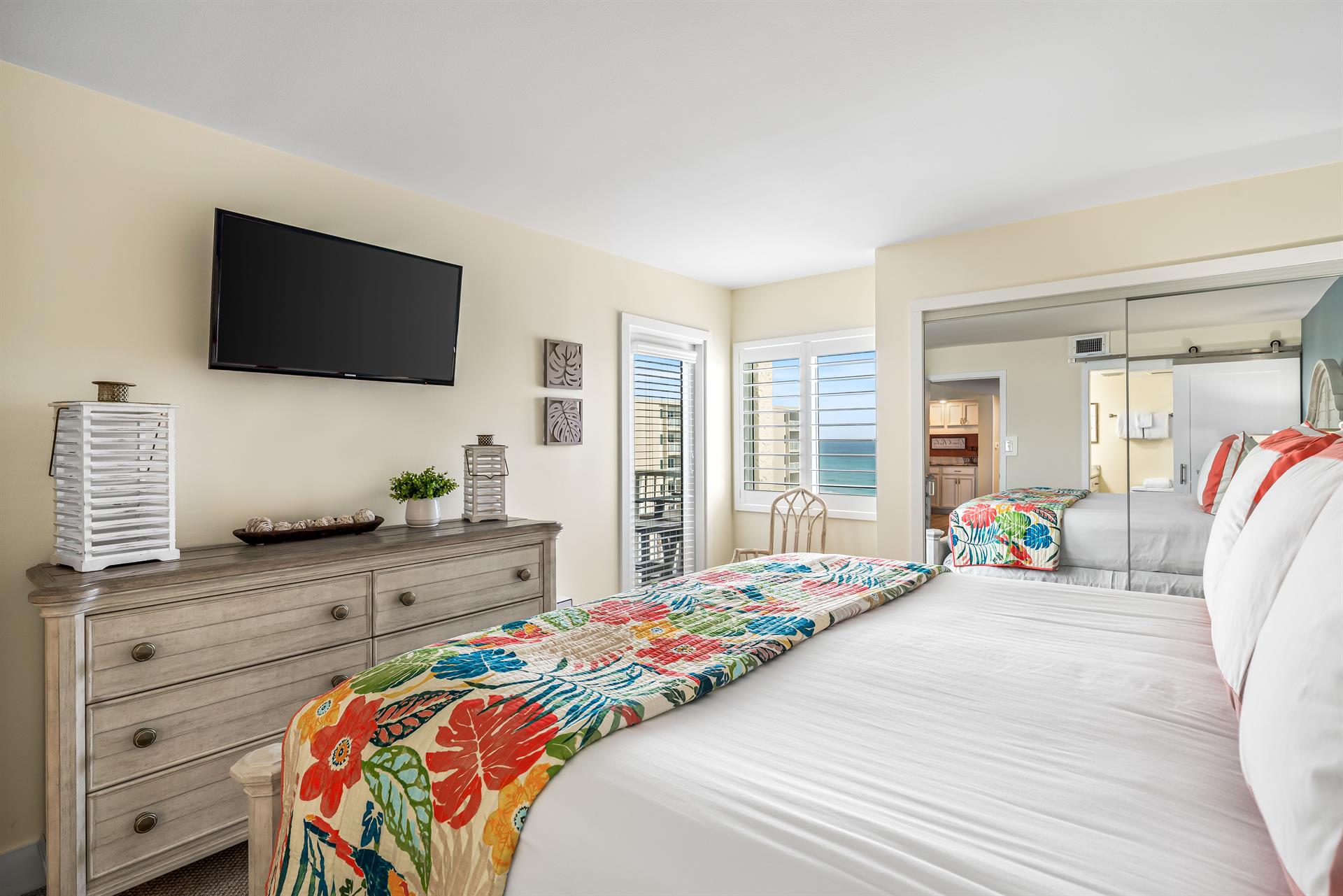 HSRC 605 Master Bedroom With King Bed And Gulf View
