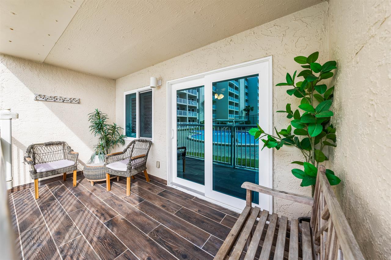 HSRC 114 Poolside Patio