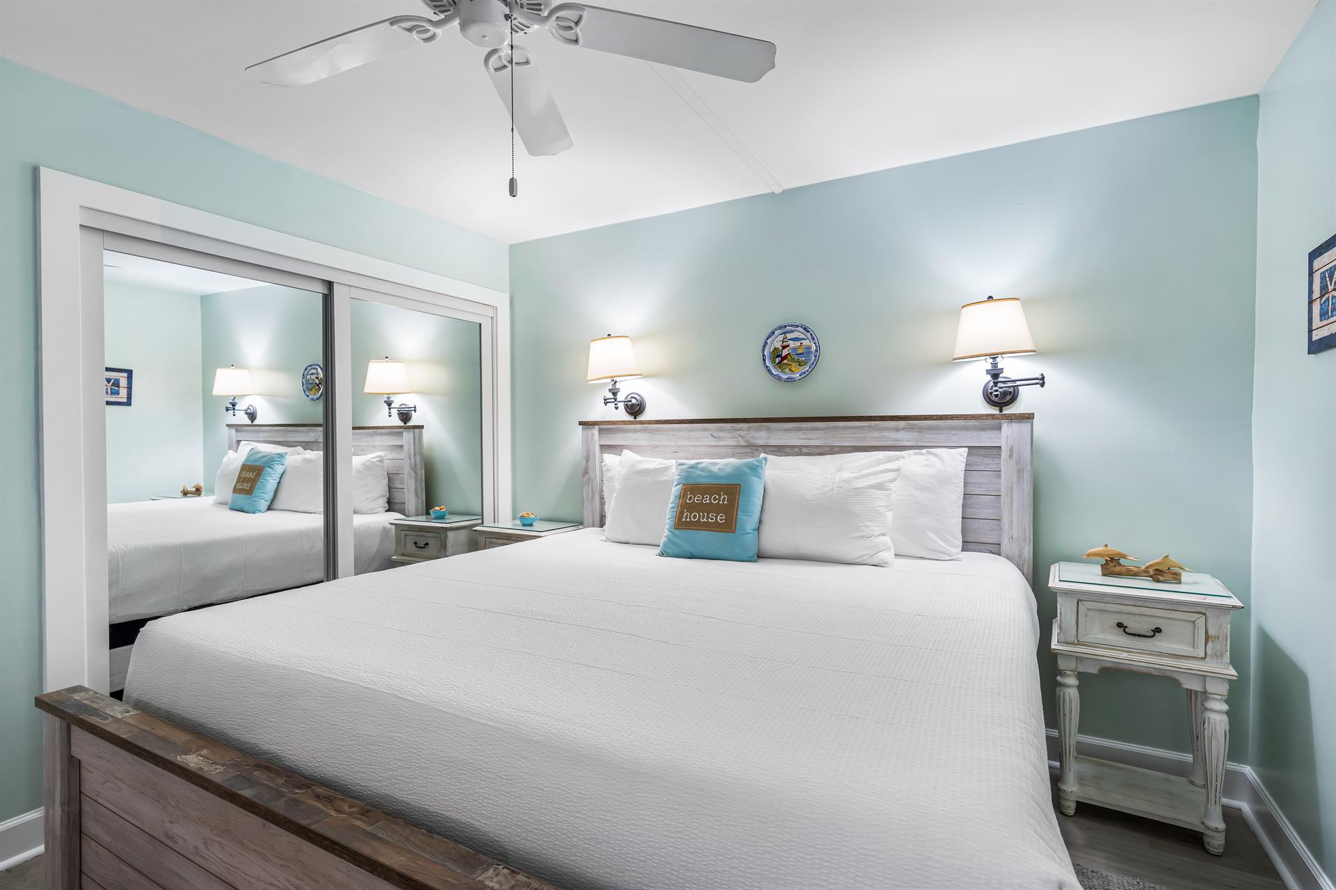 HSRC 320 Second Bedroom With King Bed