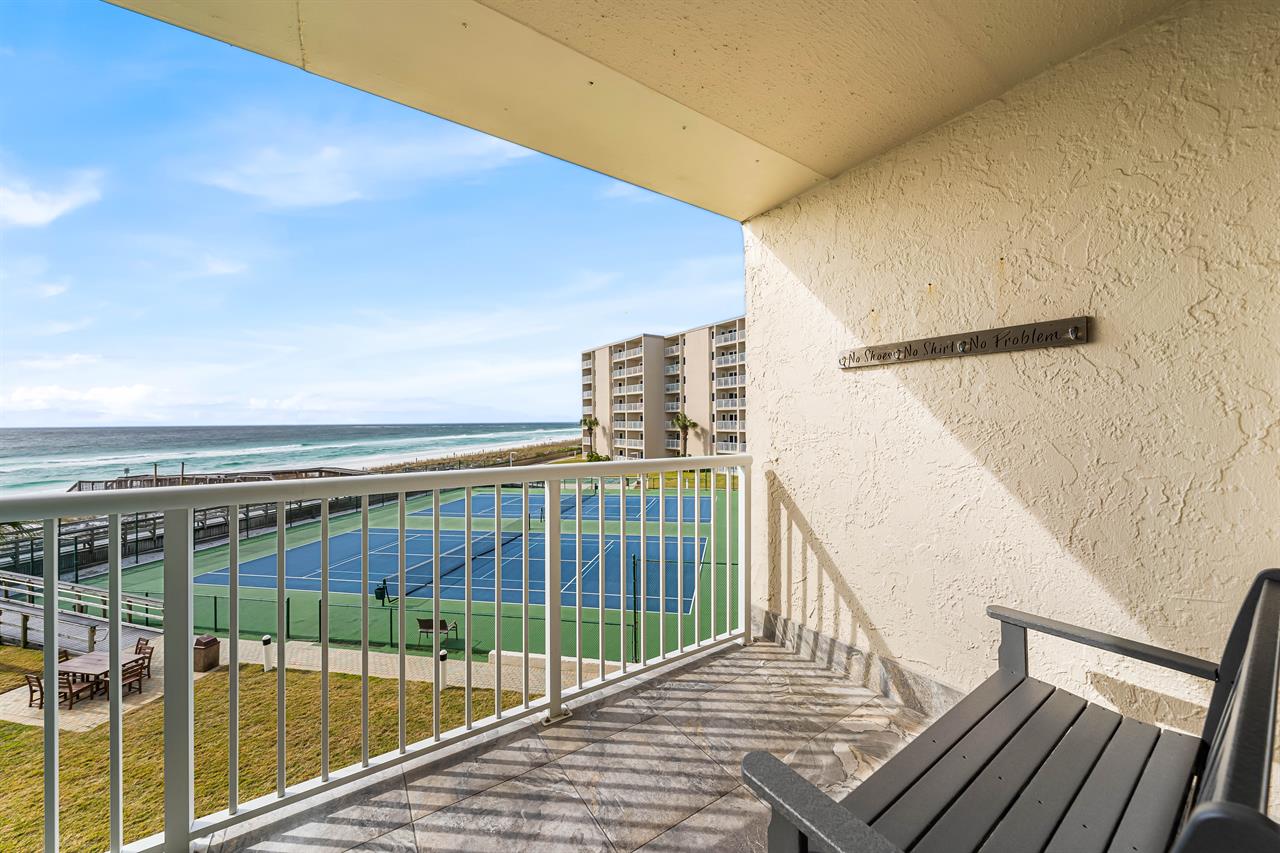 HSRC 320 Private Balcony
