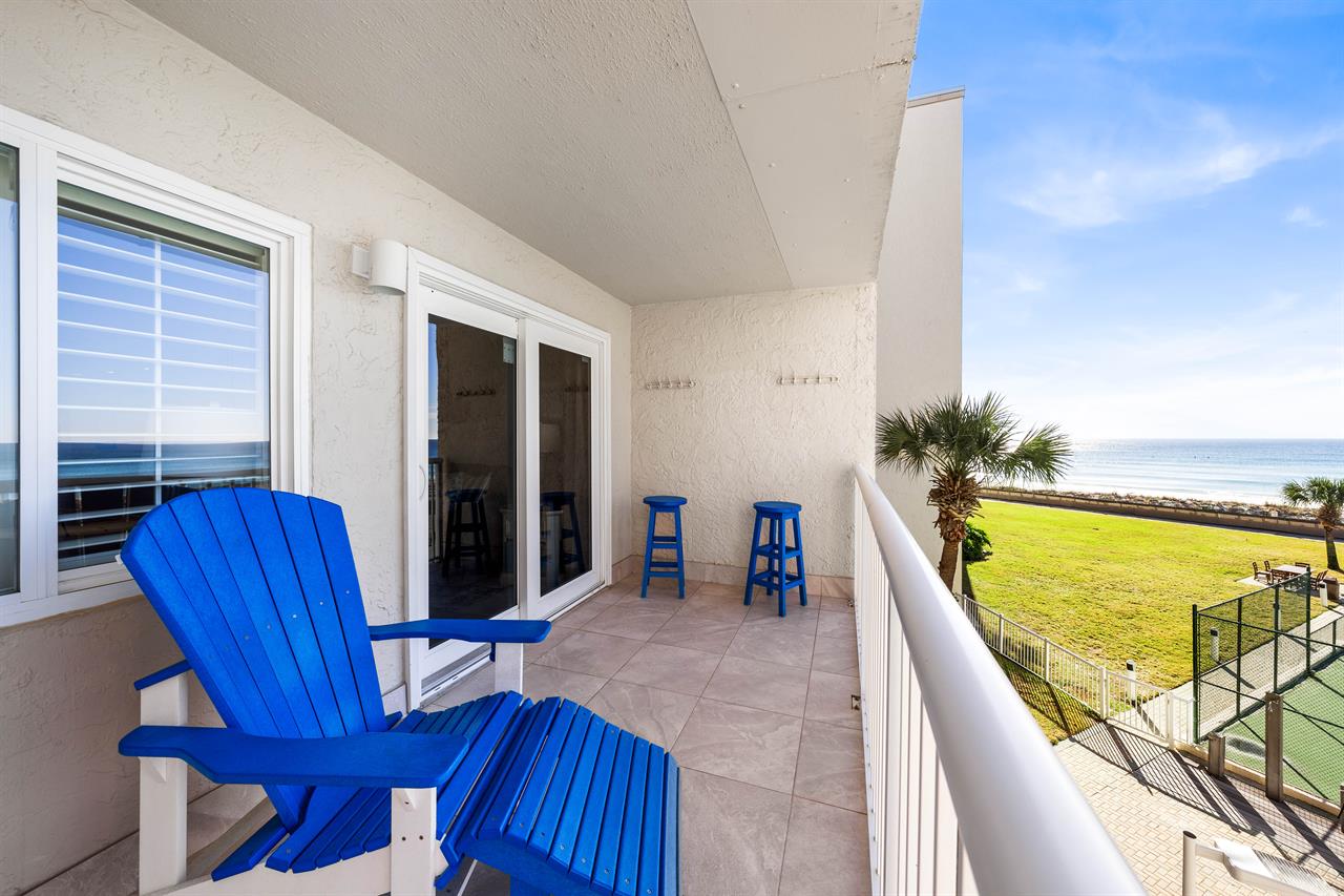 HSRC 316 Private Balcony