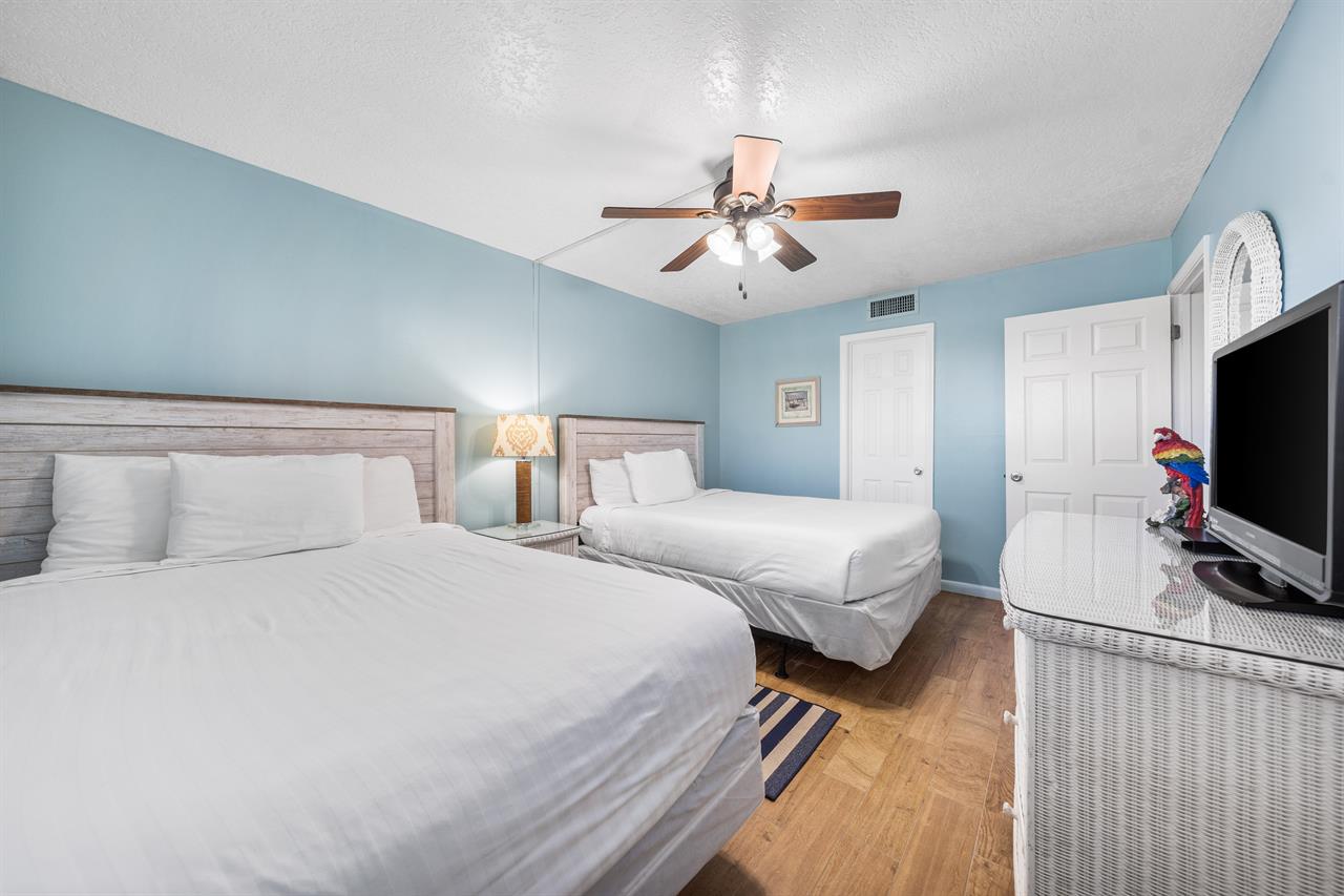 HSRC 303 Master Bedroom With Two Queen Beds