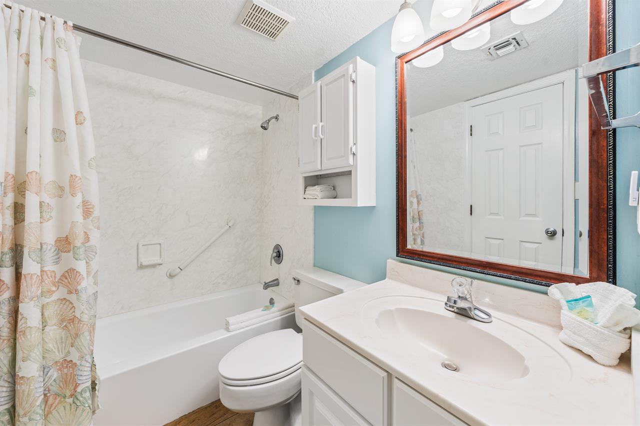 HSRC 303 Bathroom