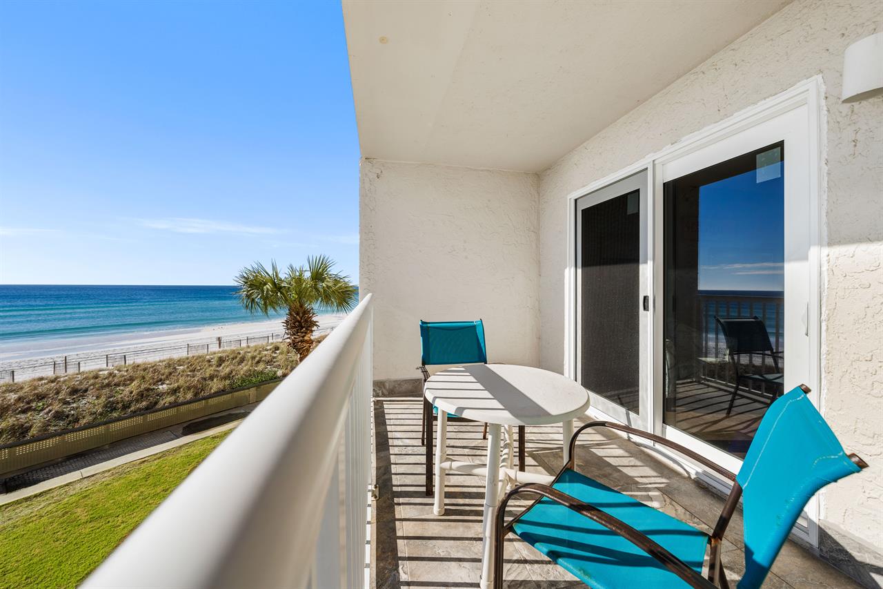 HSRC 303 Private Balcony With Gulf View