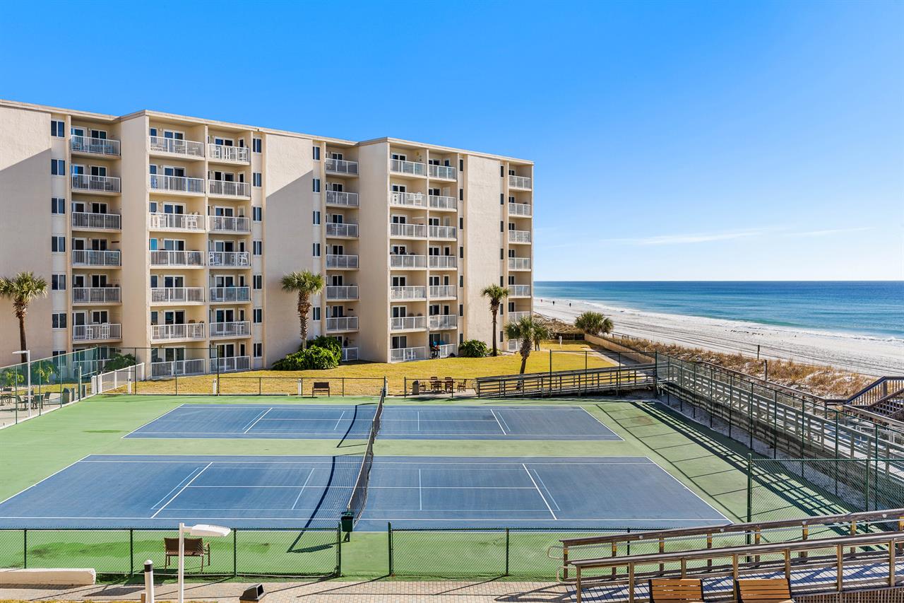 HSRC 303 Tennis Court View