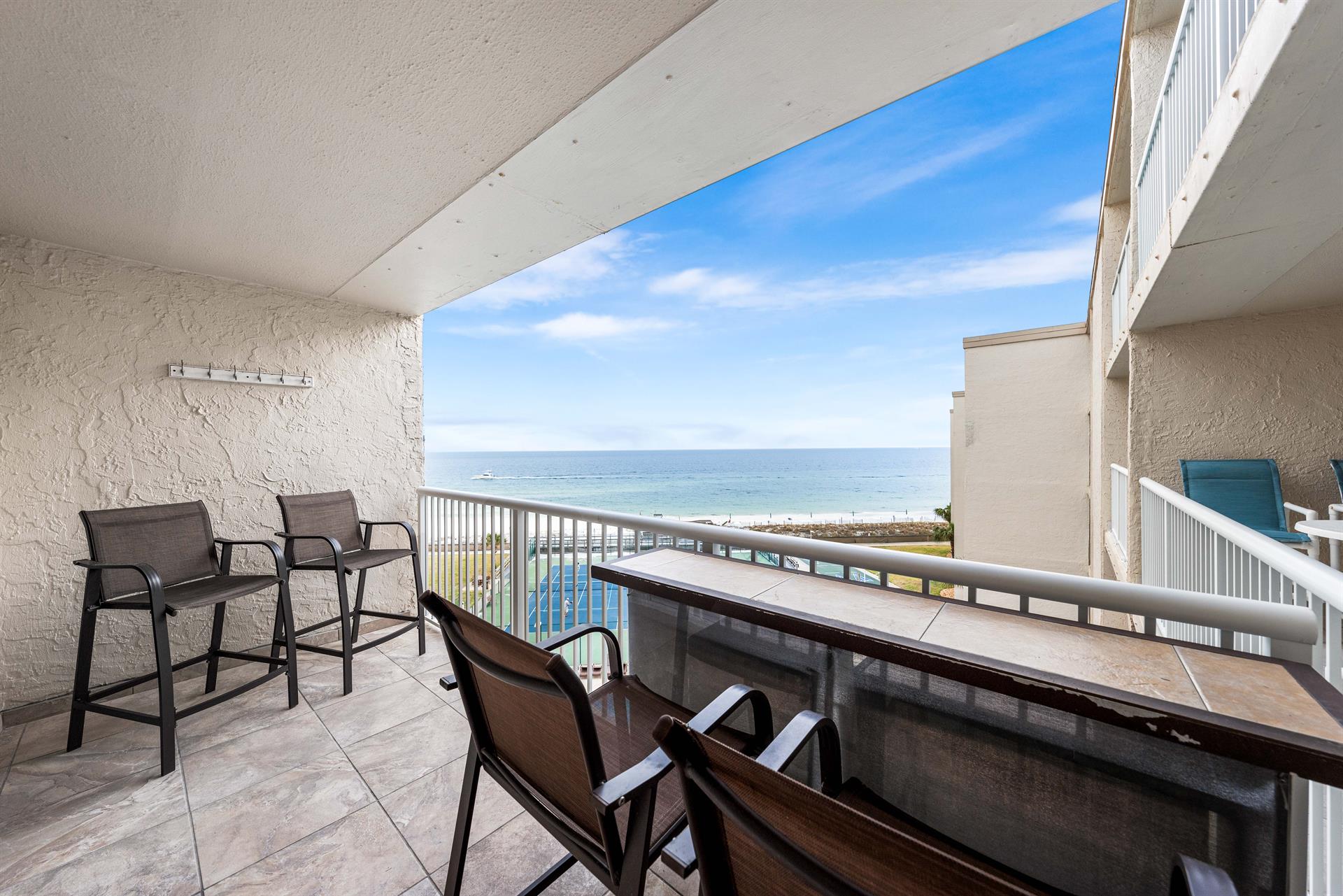 HSRC 613 Private Balcony With Gulf View
