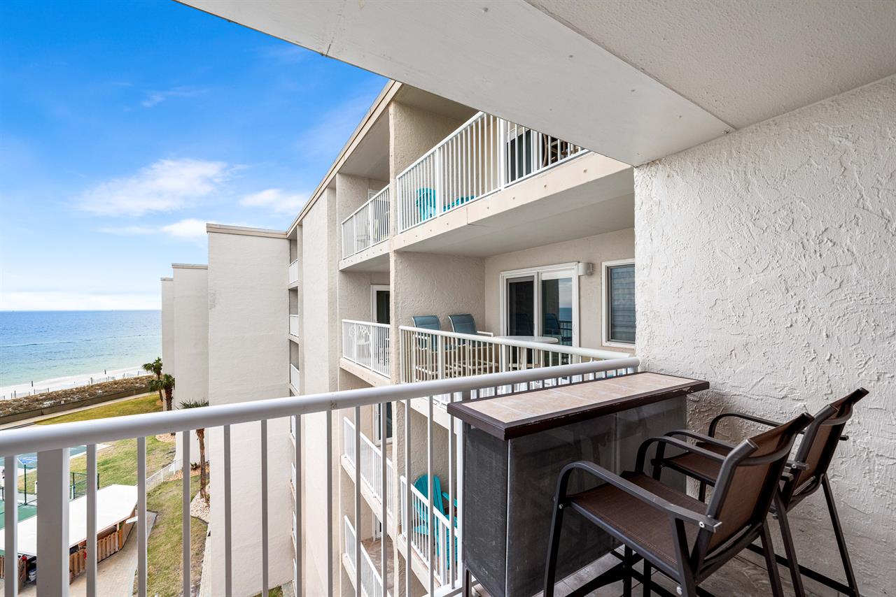 HSRC 613 Private Balcony With Gulf View