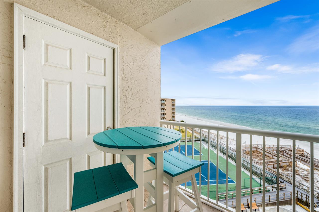 HSRC 604 Private Balcony