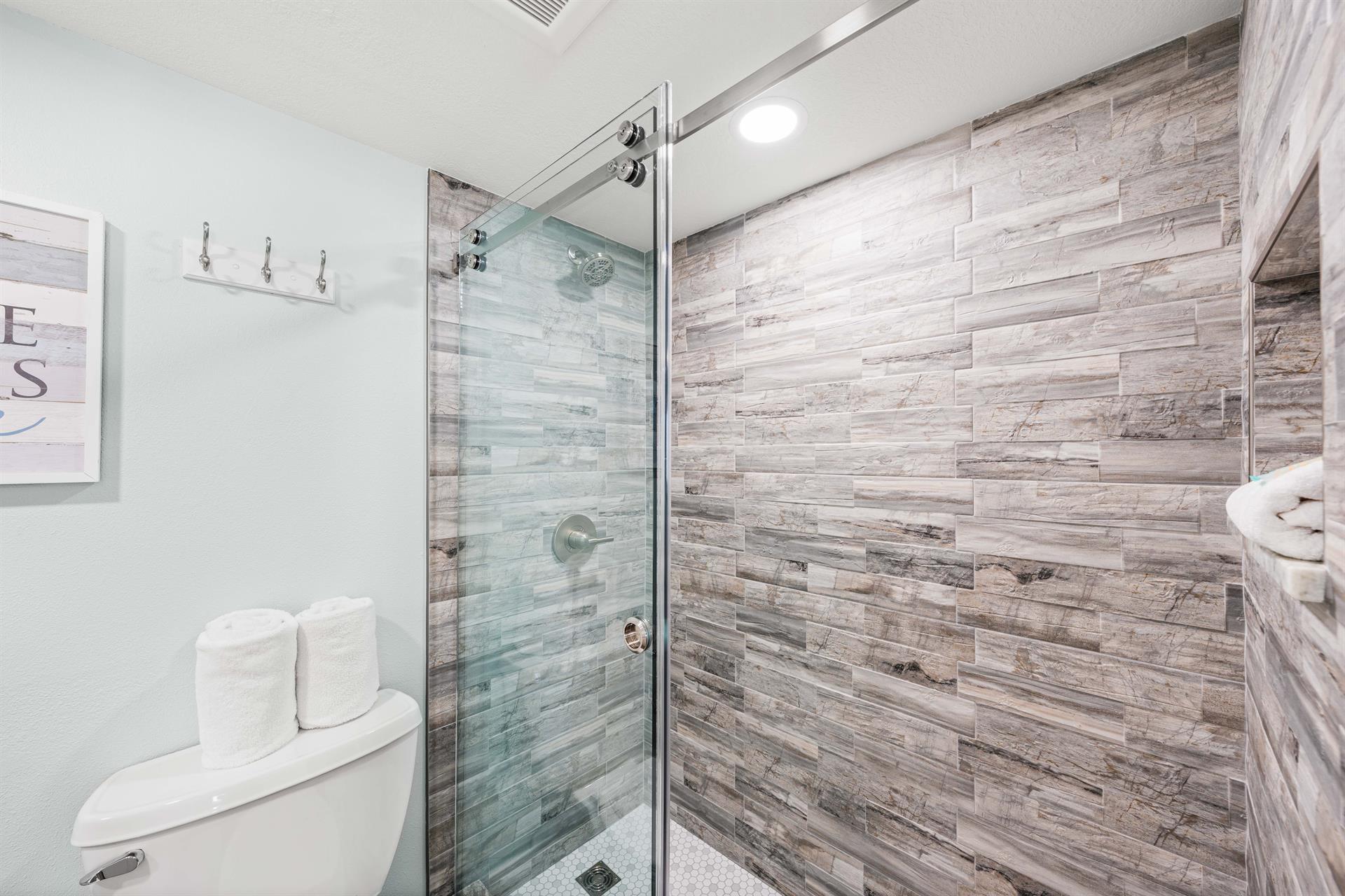 HSRC 310 Master Bathroom With WalkIn Shower