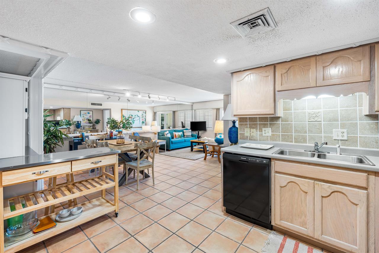 HSRC 408 Entrance View