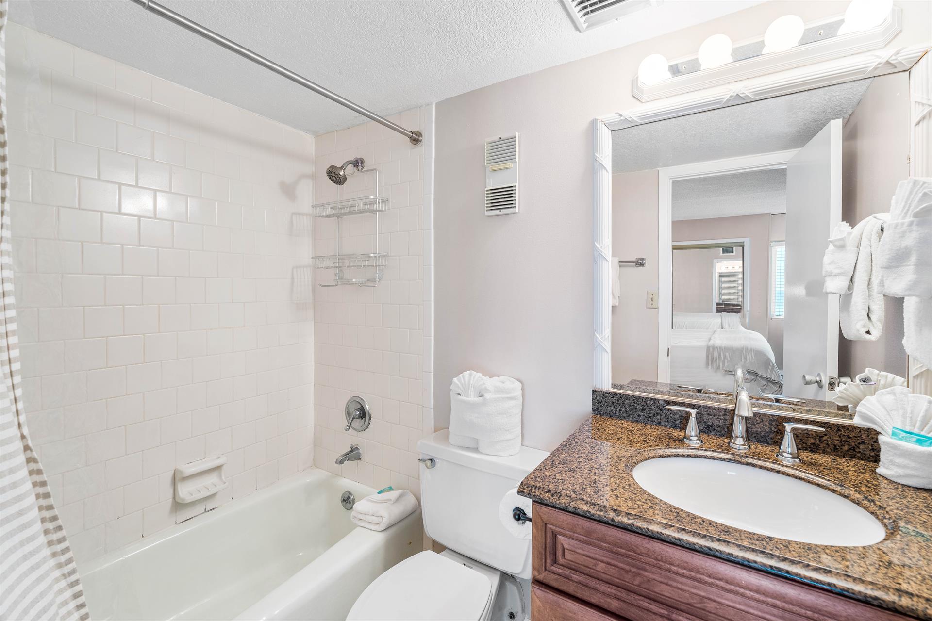 HSRC 408 Master bathroom