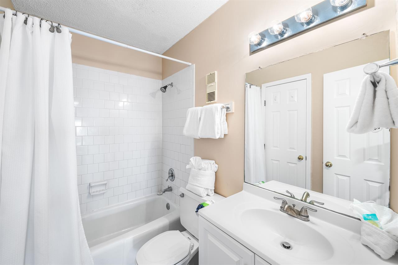 HSRC 717 Guest Bathroom