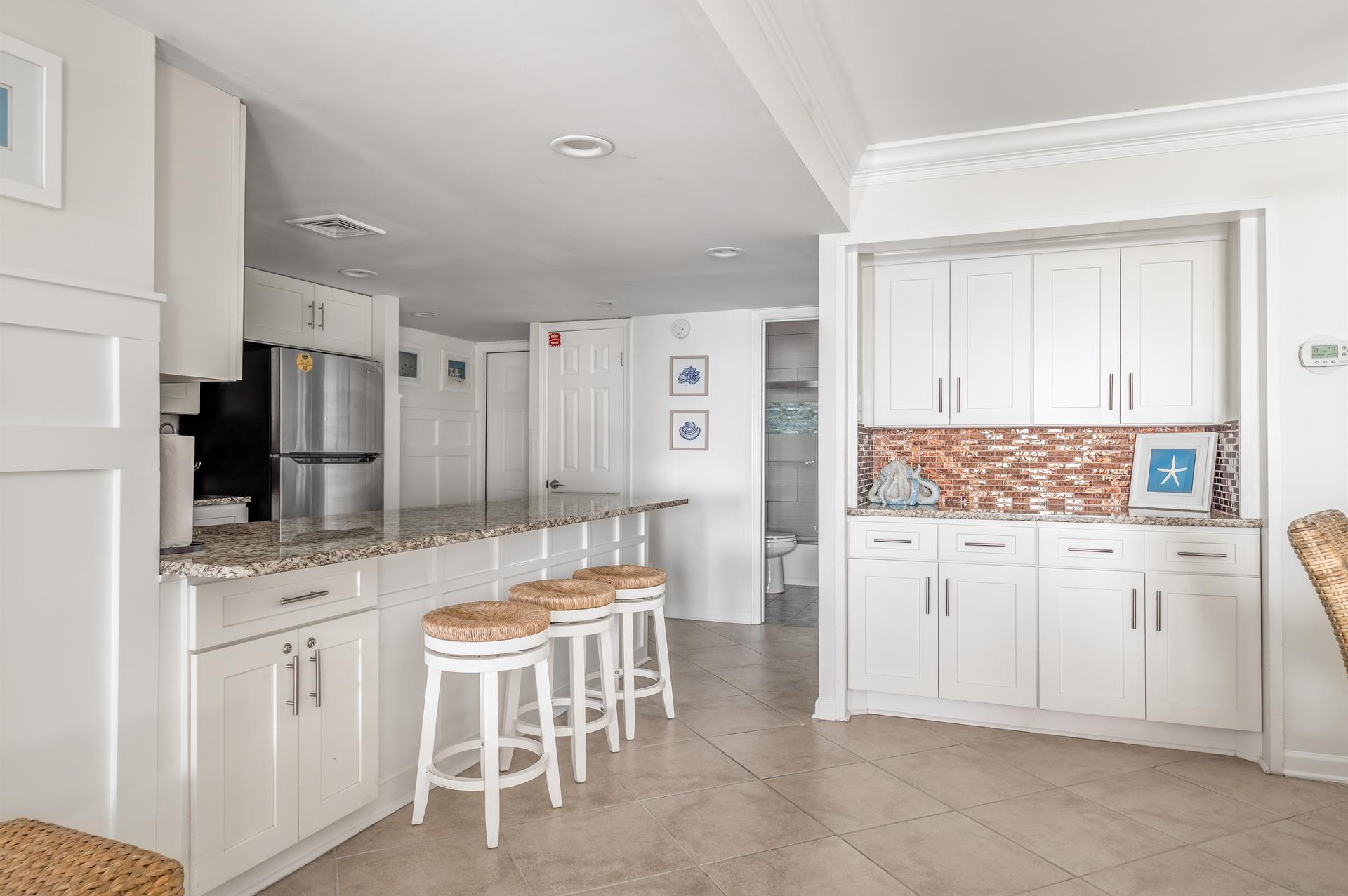 Kitchen  Breakfast Bar