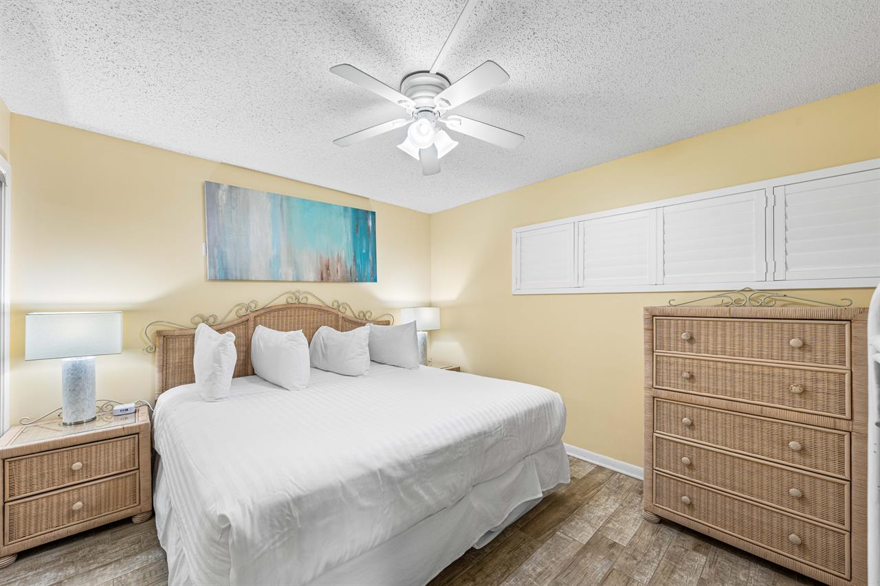 HSRC Guest Bedroom with King Size Bed