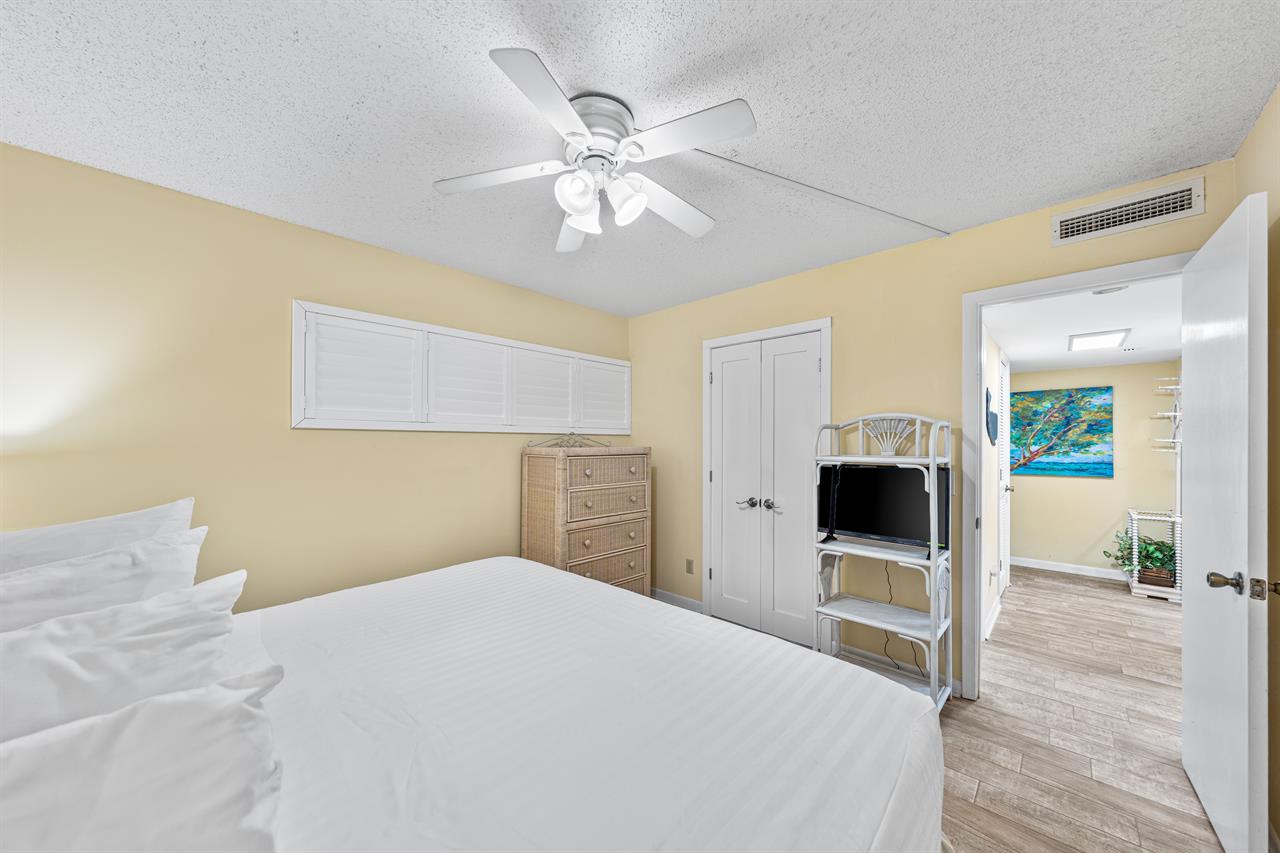 HSRC Guest Bedroom with 29 TV