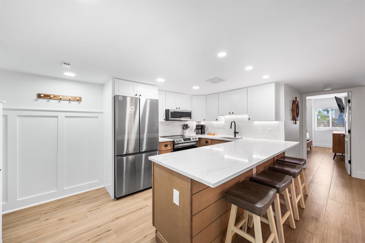 HSRC Kitchen  Breakfast Bar