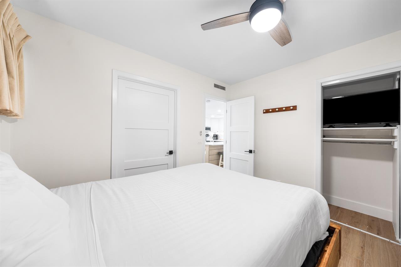 HSRC Guest Bedroom 32 TV
