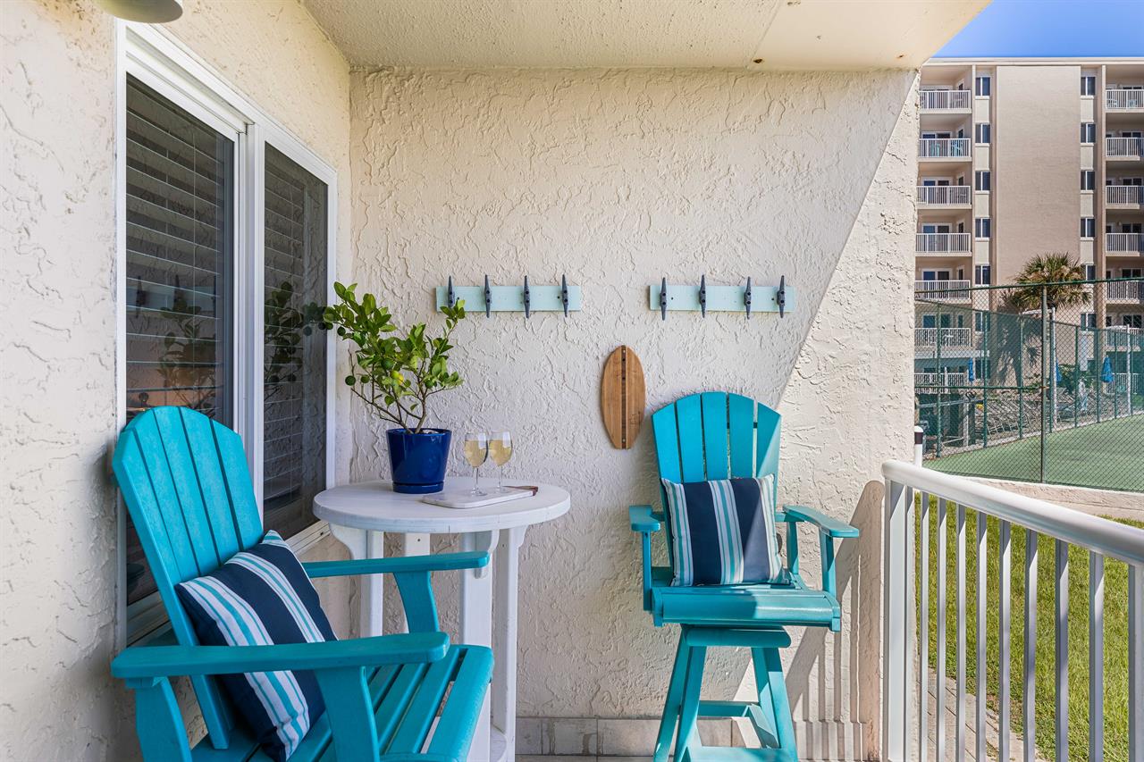HSRC Balcony Chairs and Table