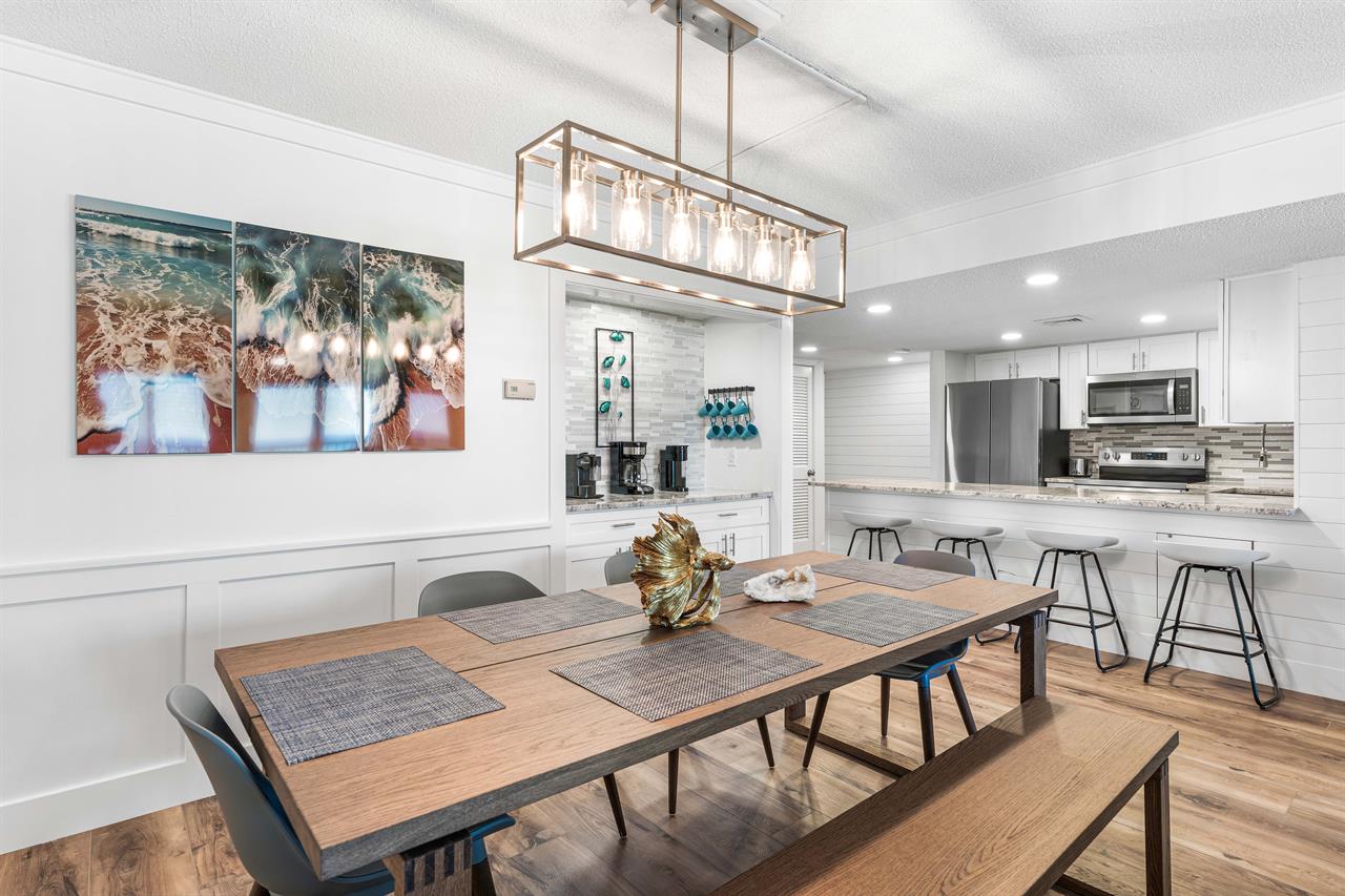 Perfect for Family Meals – Relaxed coastal dining area designed