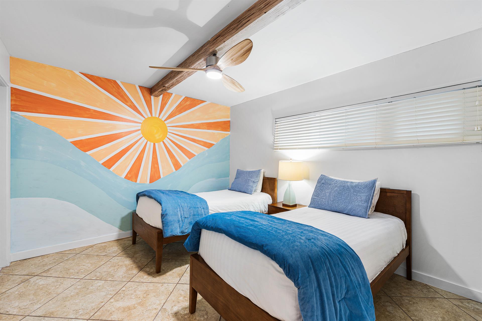 Guest Bedroom with 2 twin beds