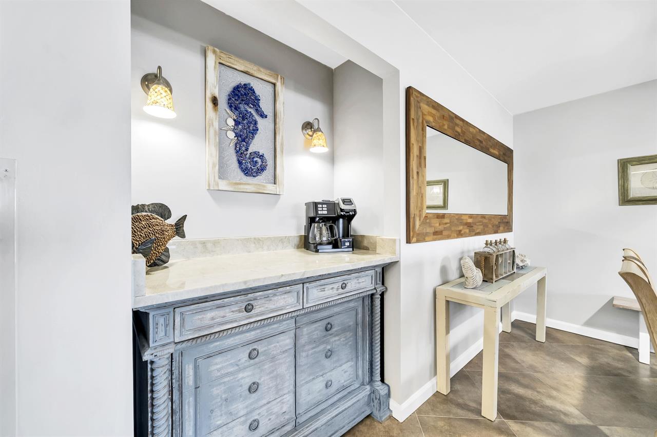 Dry bar