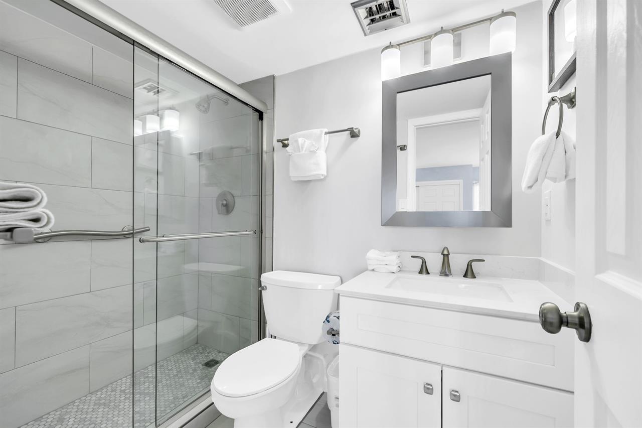 Master shower
