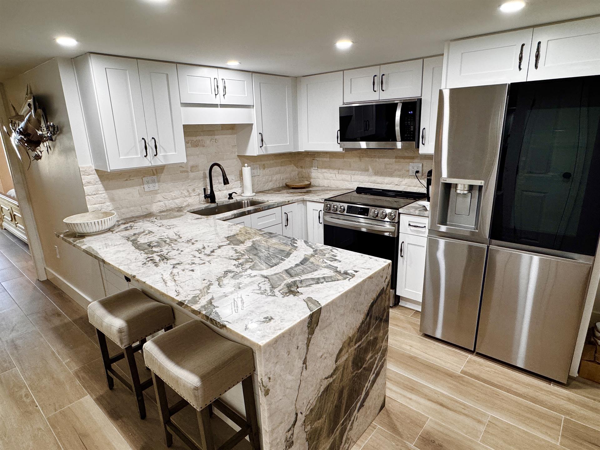 Fully Stocked Kitchen