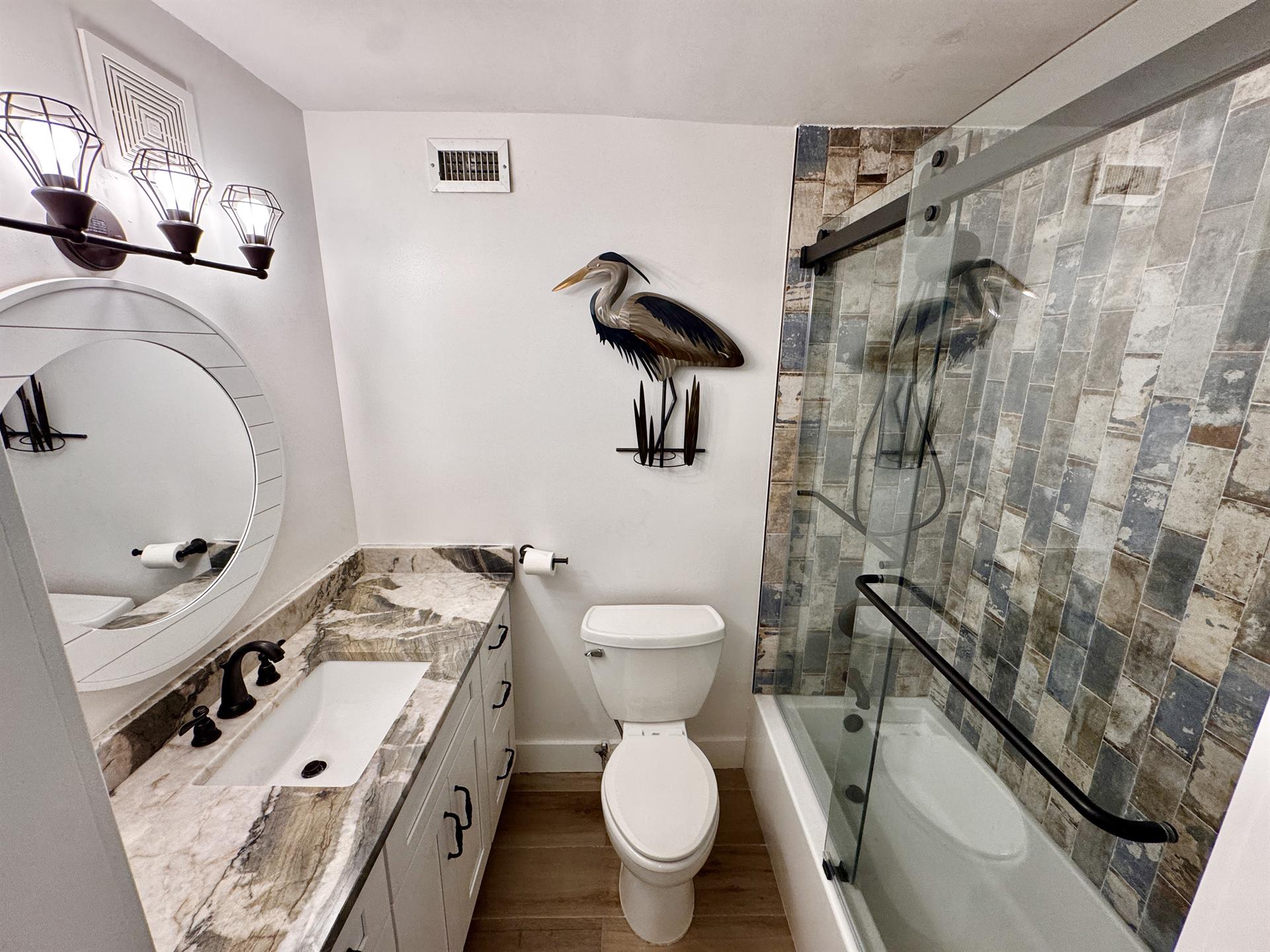 Nice extended Vanity with Tub Shower combo