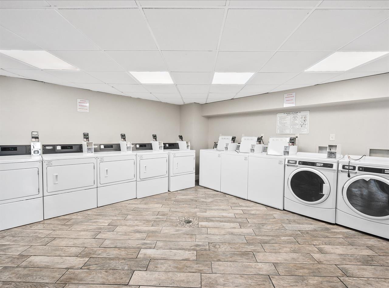 CoinCard Laundry on 4th and 6th floors