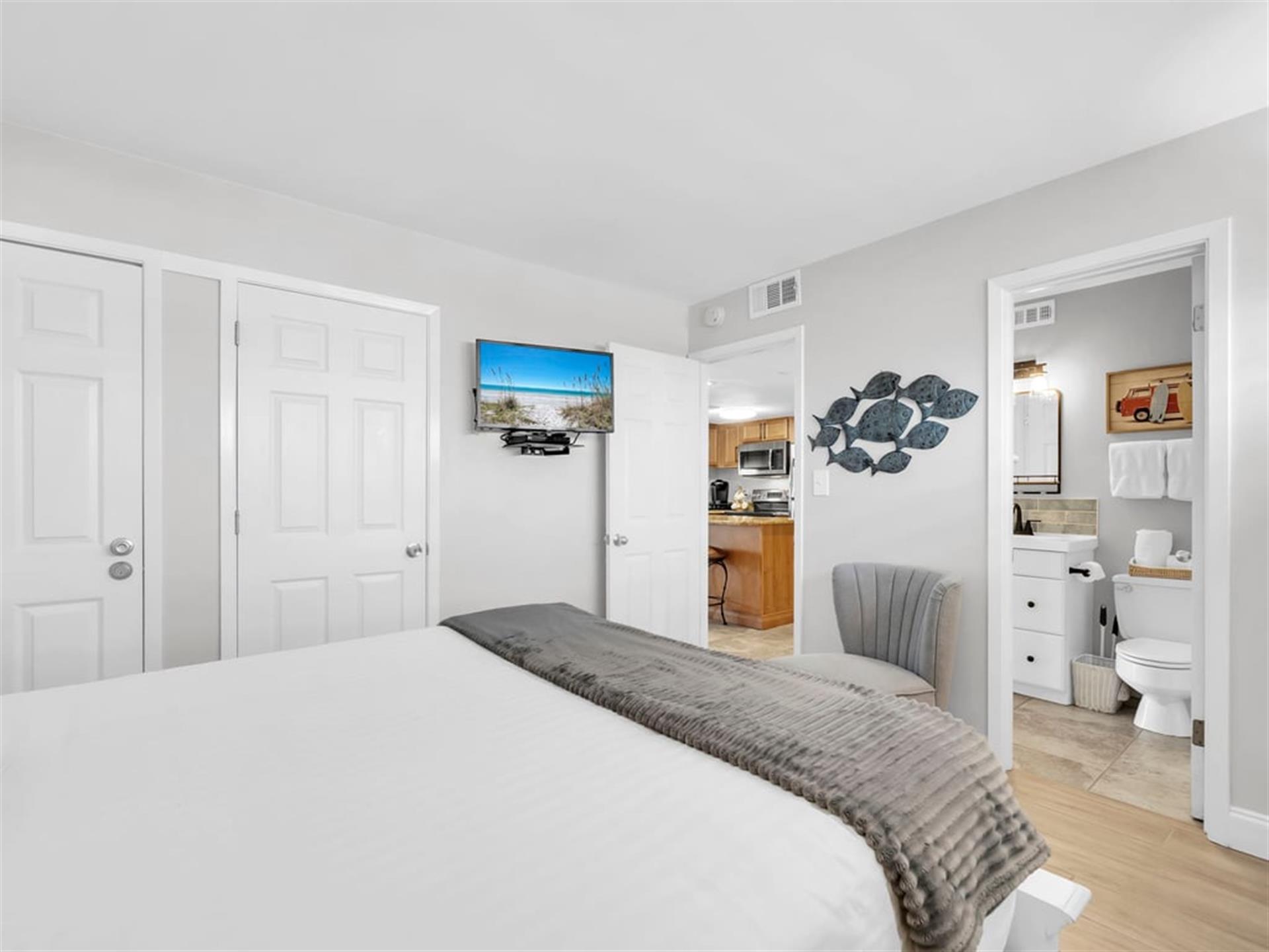 Guest Bedroom with Guest Bathroom Access