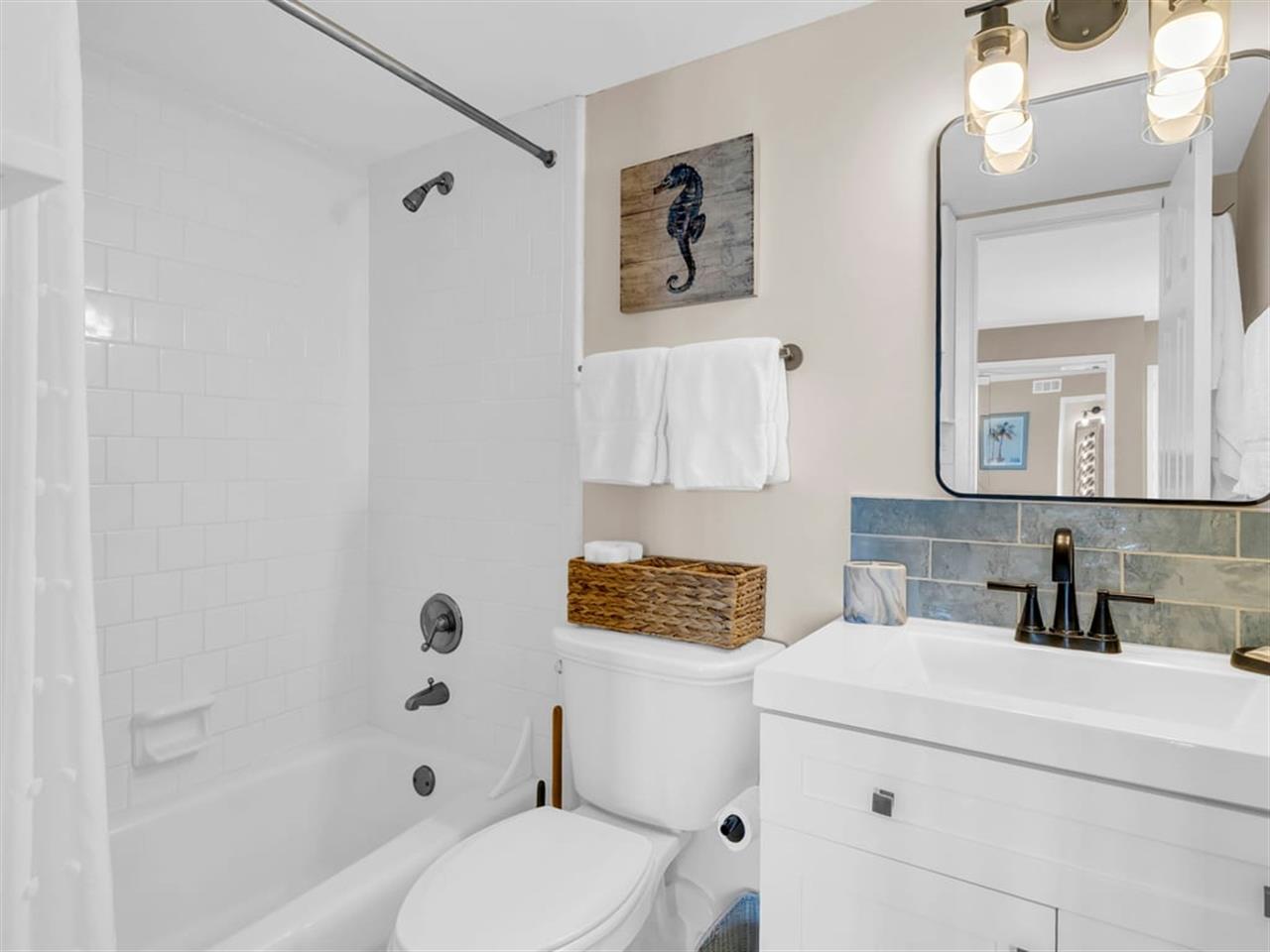 Master Bathroom with tubshower combo