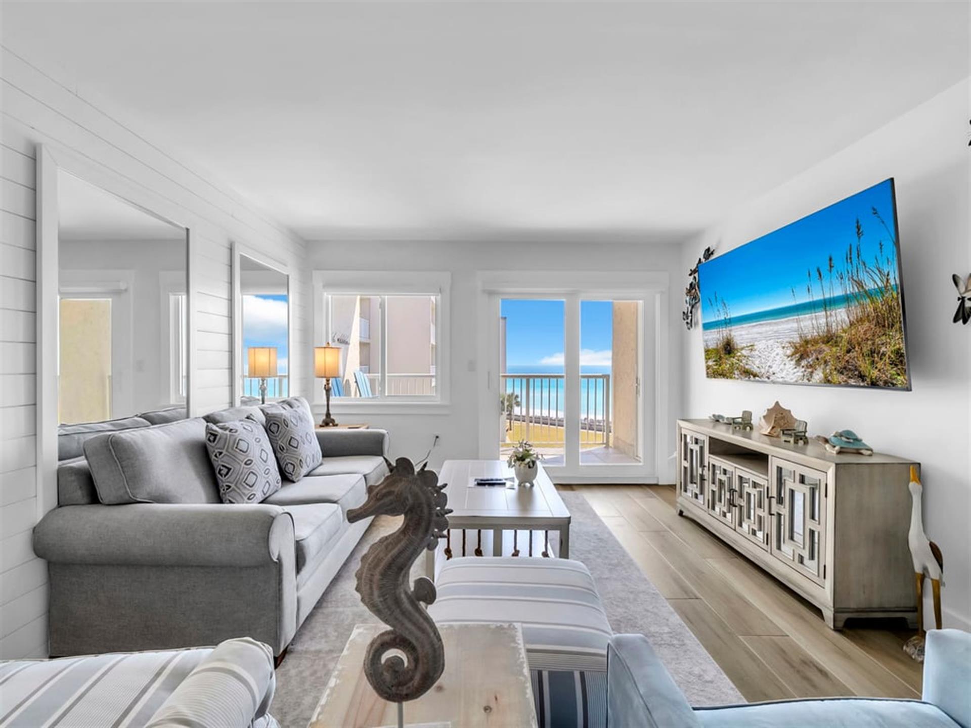 Living Area with Gulf Views