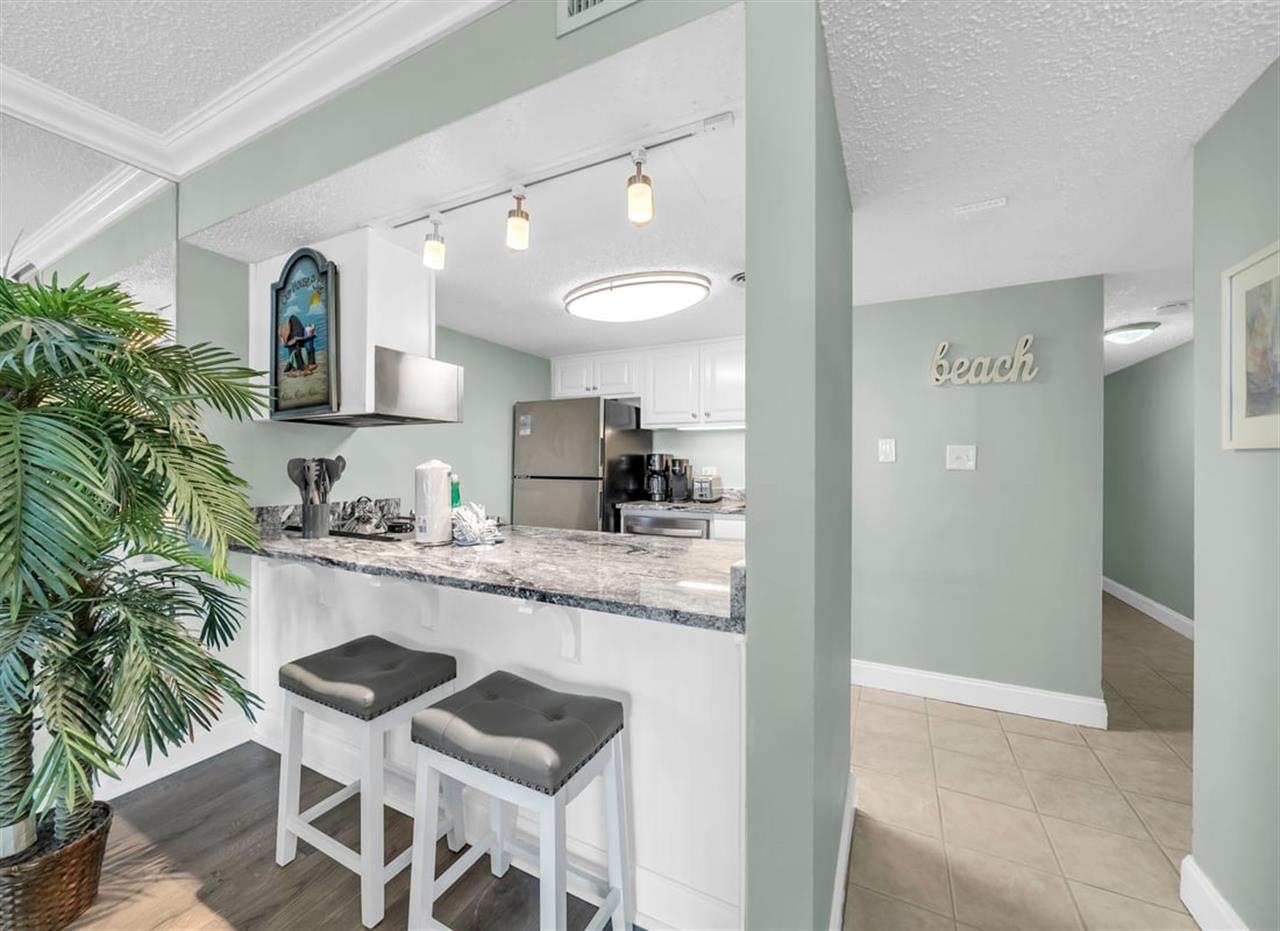 Kitchen bar