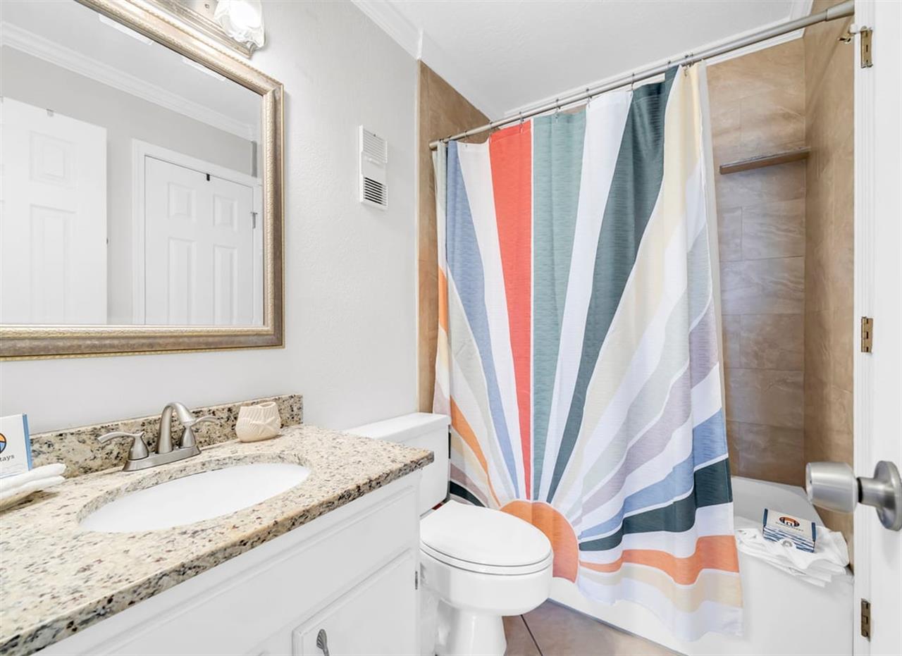 Guest Bathroom with TubShower Combo
