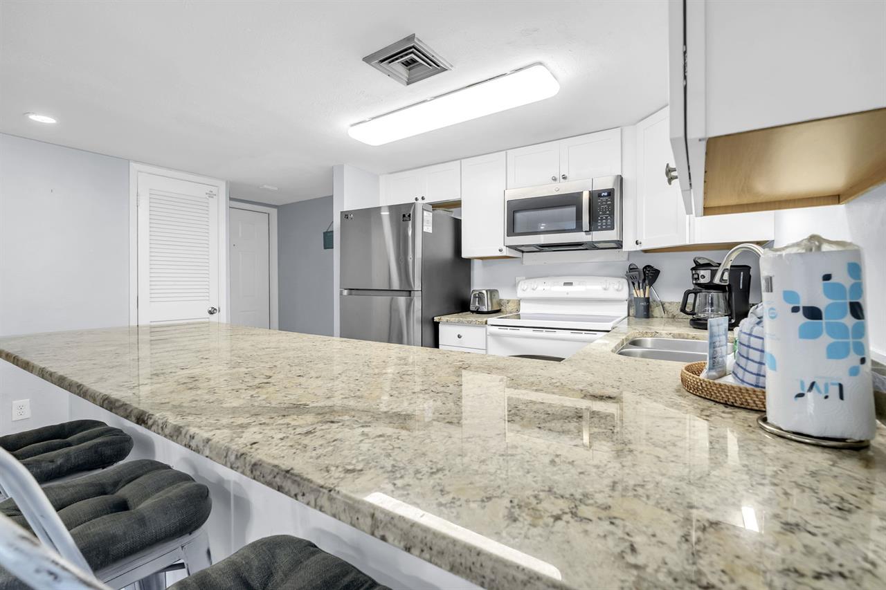 HSRC KitchenBreakfast Bar