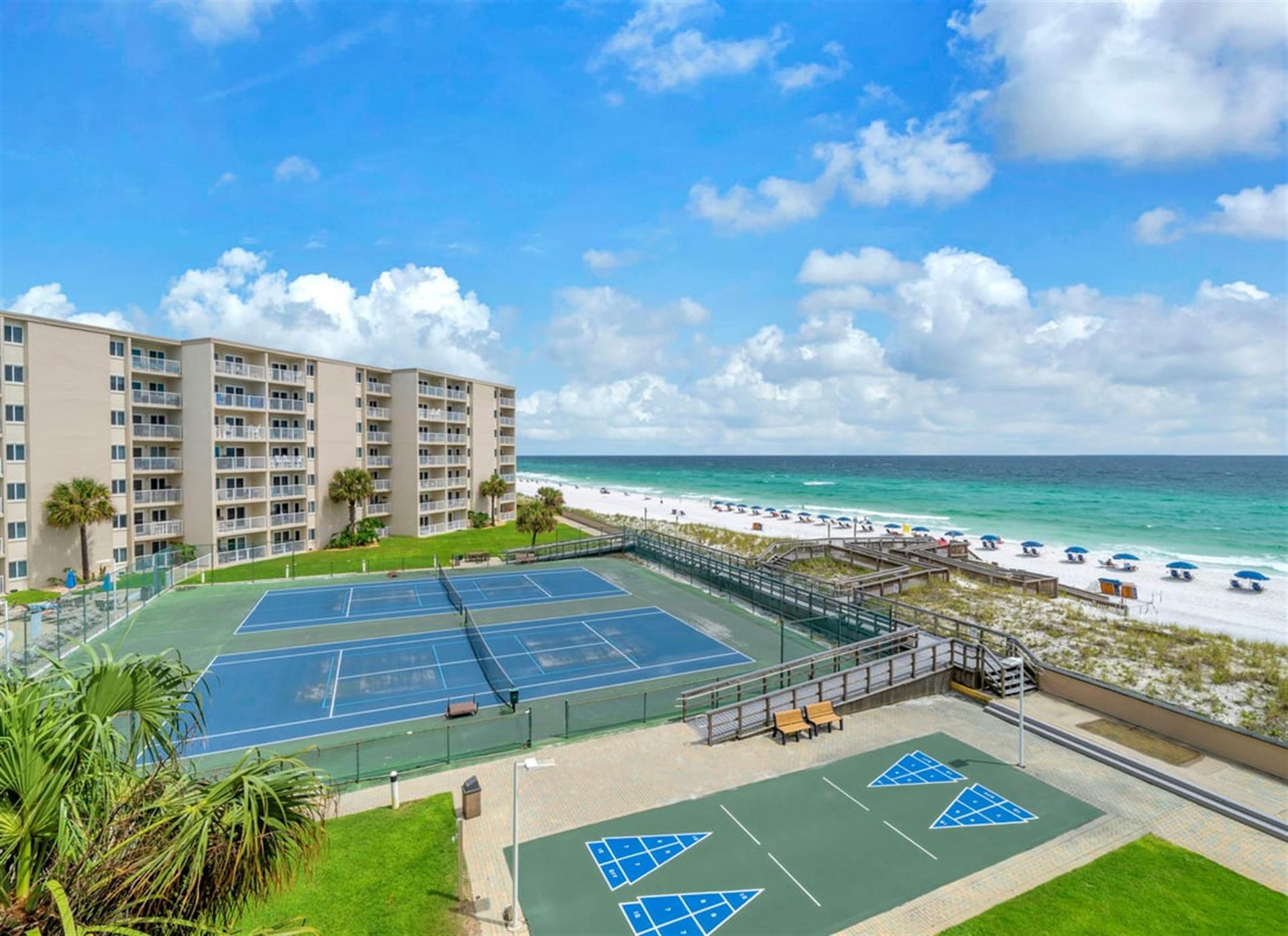 HSRC View Of TennisPickleball  Shuffleboard Courts From Balcon