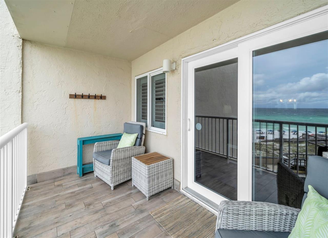 HSRC Private Balcony