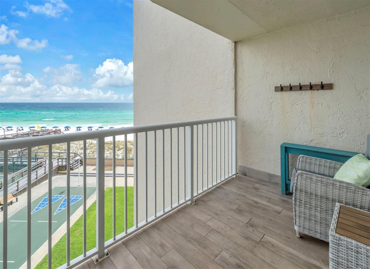 HSRC Private Balcony