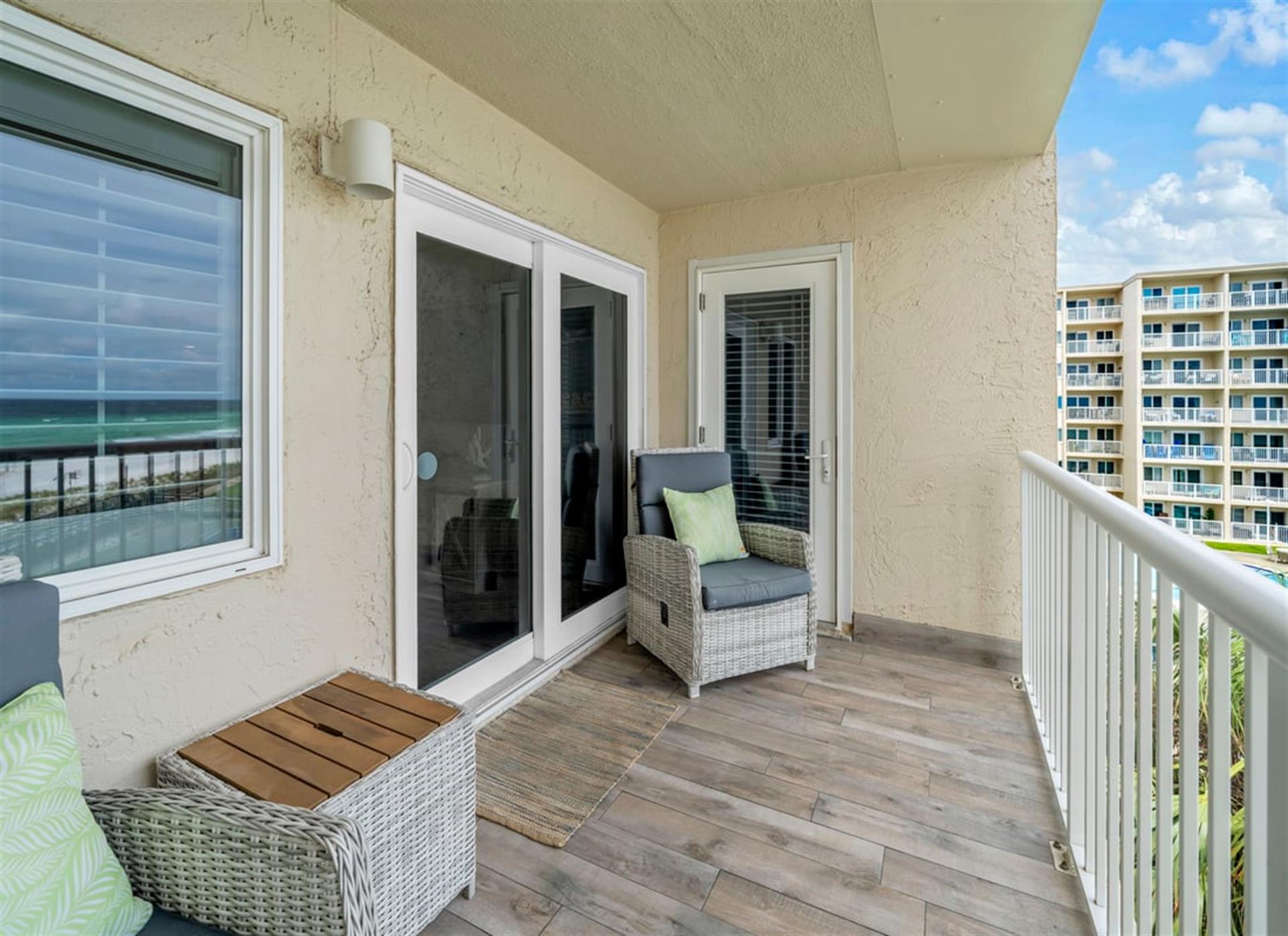 HSRC Private Balcony