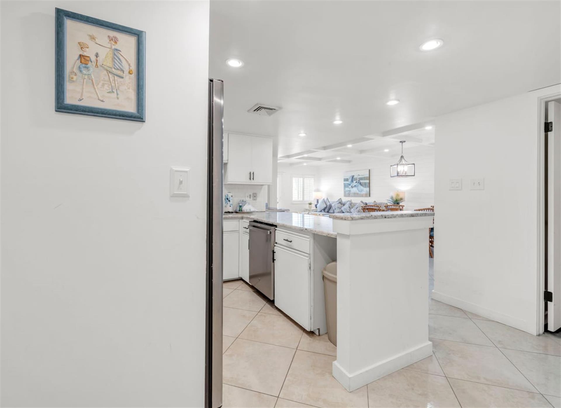 HSRC 517 Unit Entrance into Kitchen