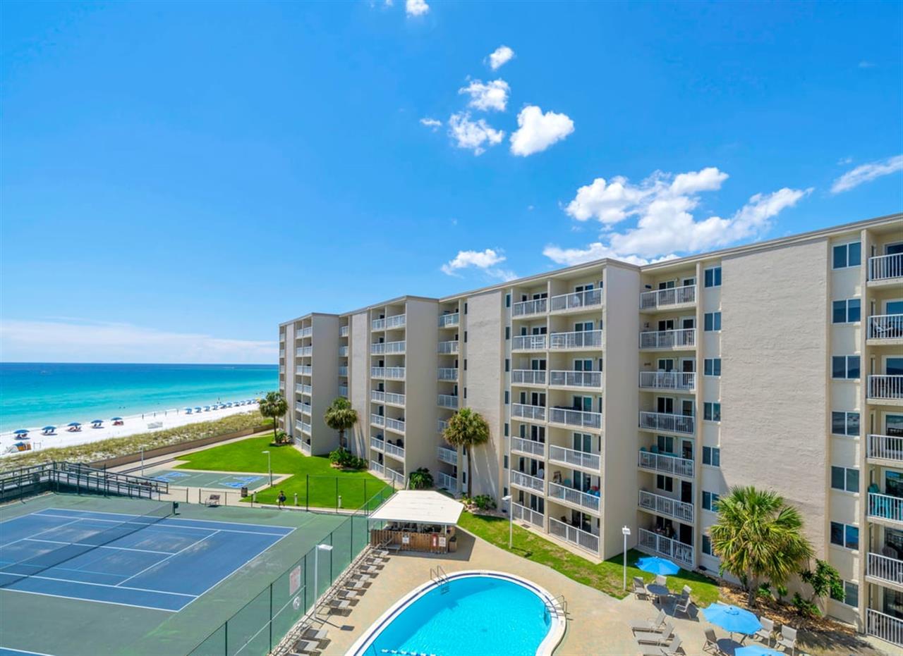 HSRC 517 Balcony View of Pool and Tennis Courts