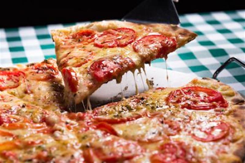 2856 Merlins Pizza M